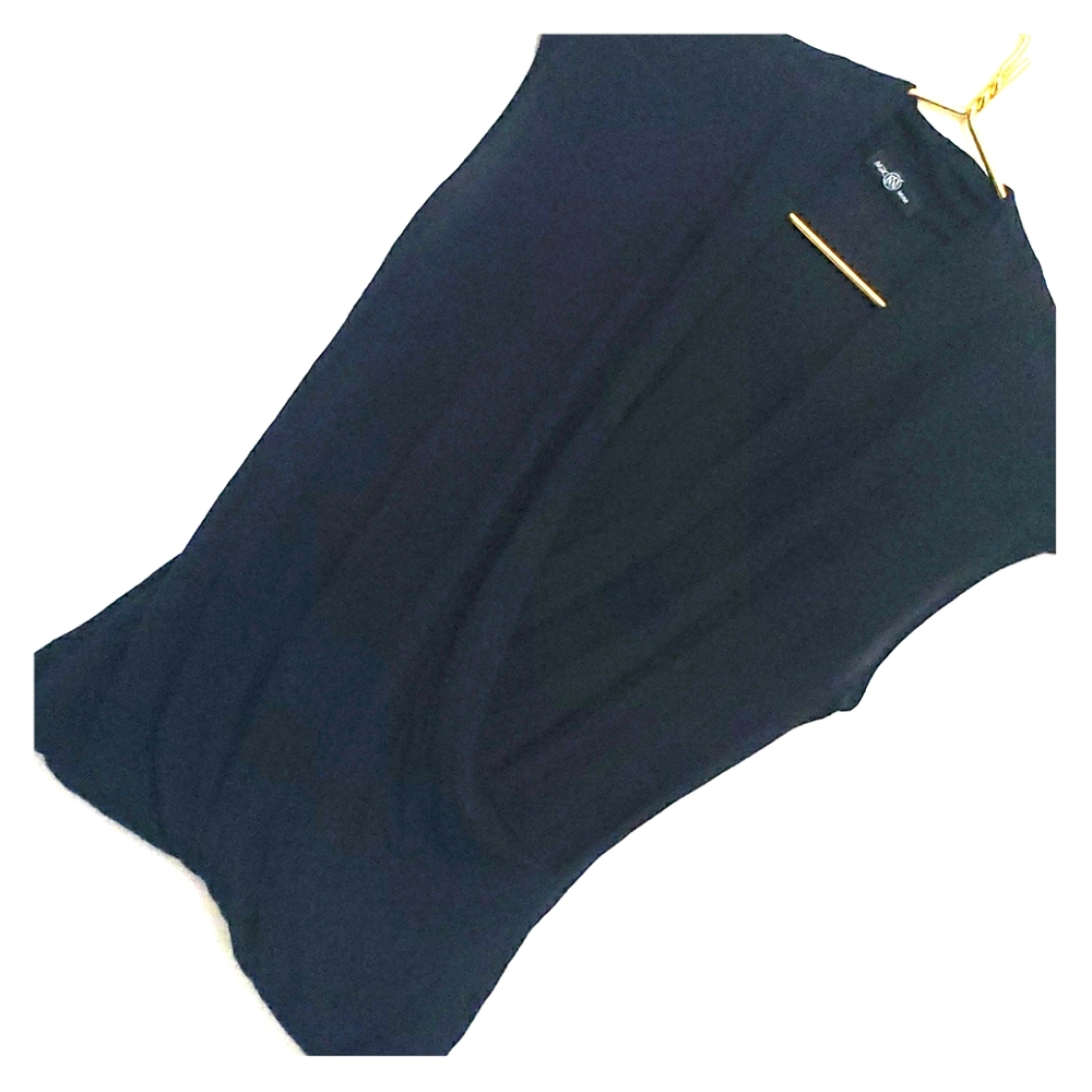 Black Drapey Soft Sleeveless Blouse MiiK